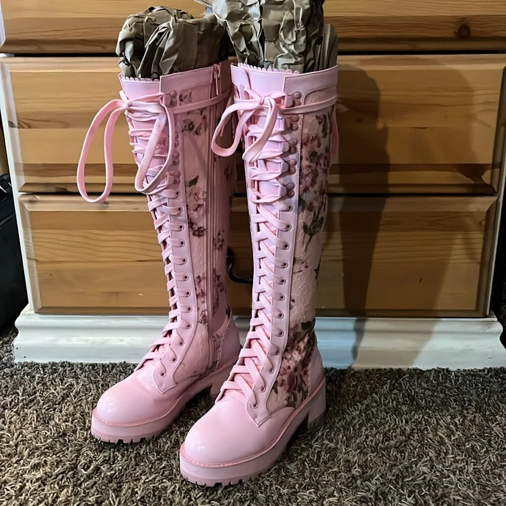 Sugar Thrillz Dolls Kill ON THE VINE FLORAL LACE KNEE HIGH COMBAT BOOTS - Picture 3 of 12